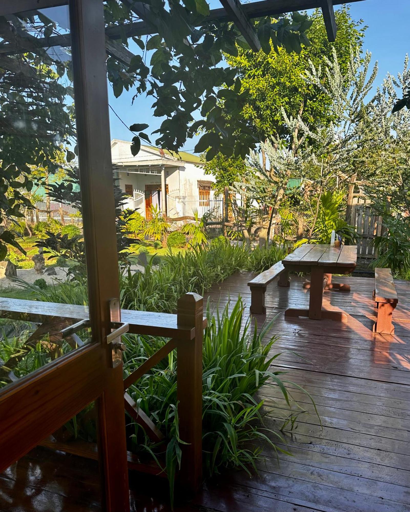 Dugiang Homestay Buôn Ma Thuột Extérieur photo